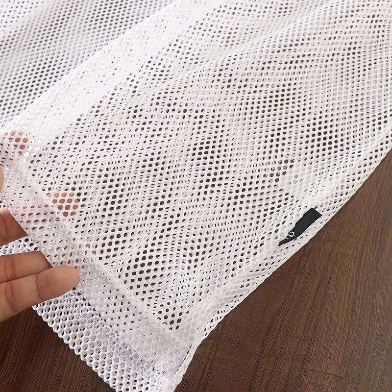AirGap Mesh Tank｜服と肌の間に、空間を着る。ALLEST BASE LAYER