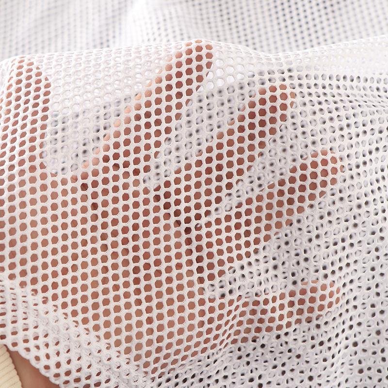 AirGap Mesh Tank｜服と肌の間に、空間を着る。ALLEST BASE LAYER